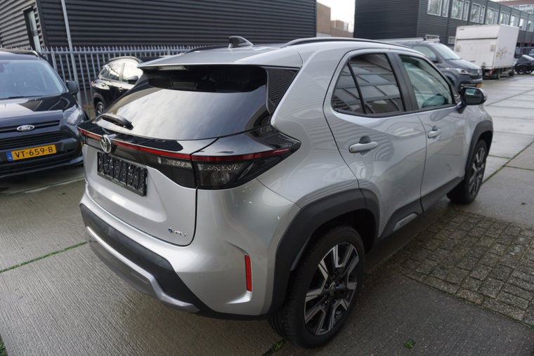 Vehicle Image 7