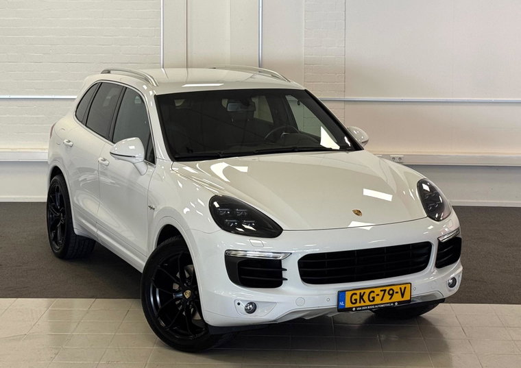 Vehicle Image 35