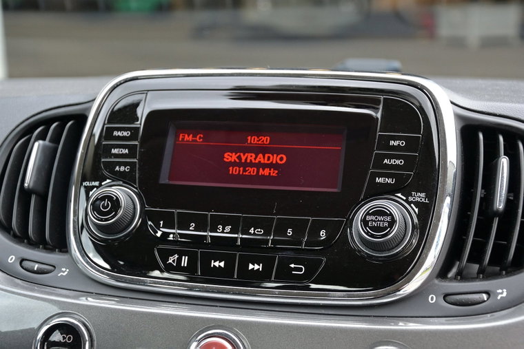 Vehicle Image 13