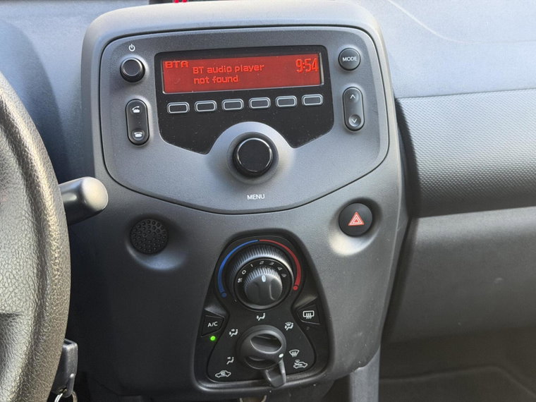 Vehicle Image 22