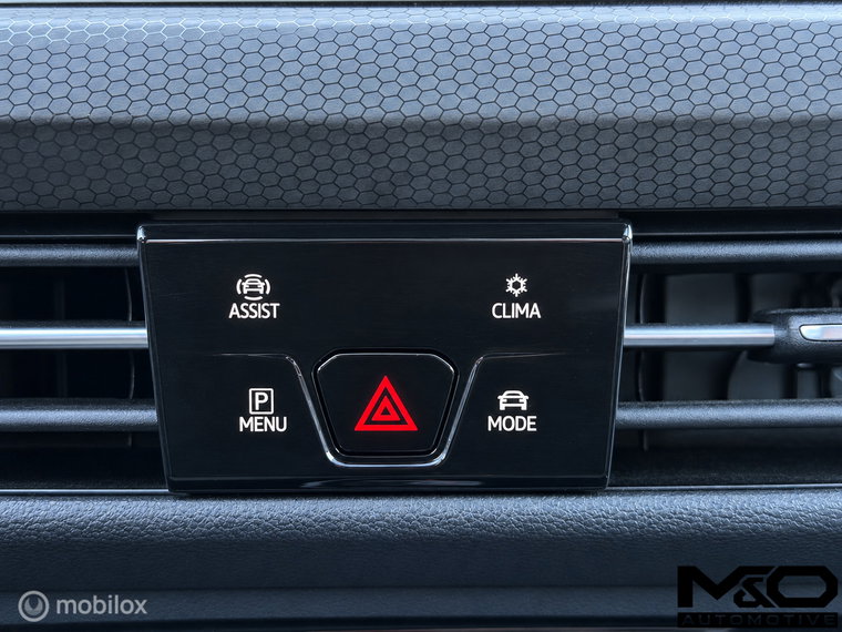 Vehicle Image 30
