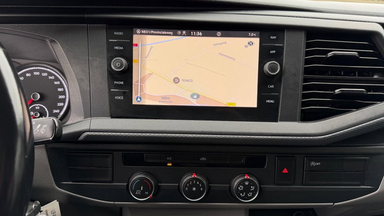 Vehicle Image 21