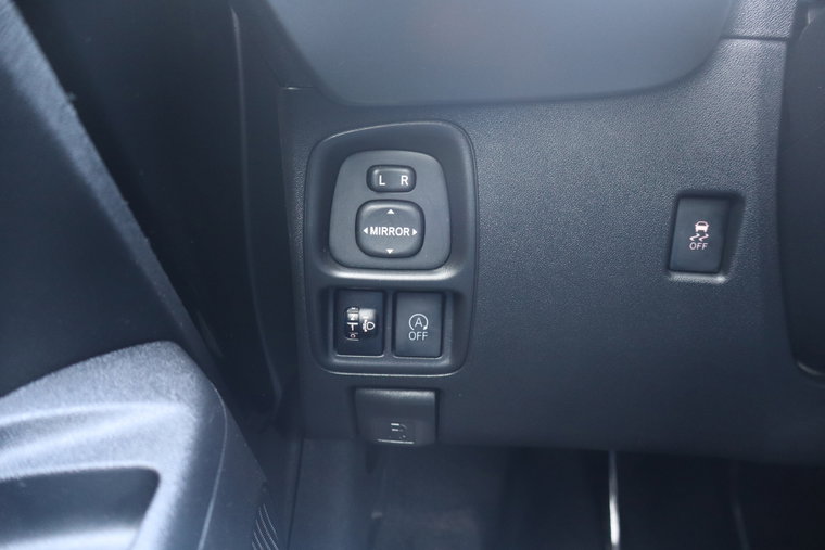 Vehicle Image 22