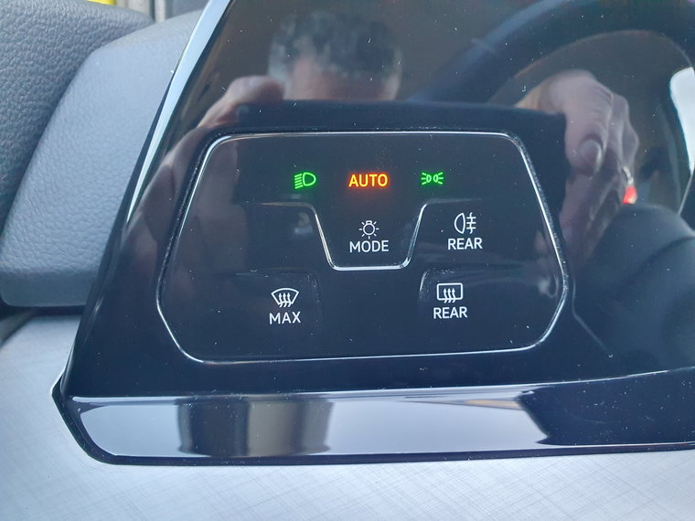 Vehicle Image 39