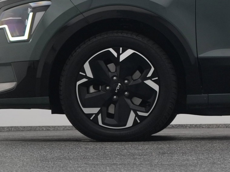 Vehicle Image 39