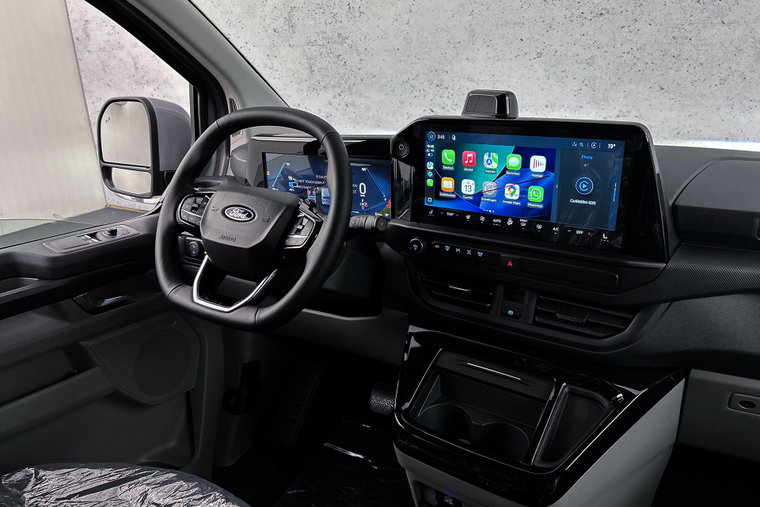 Vehicle Image 13