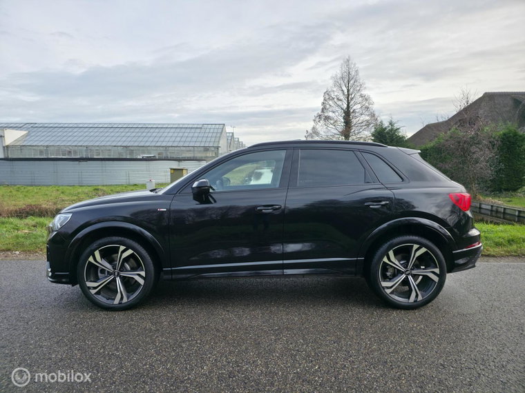 Vehicle Image 40