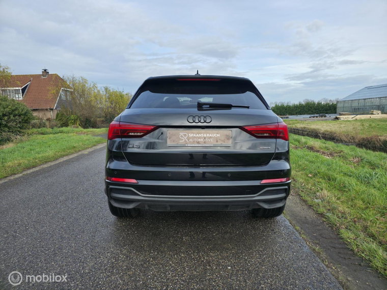 Vehicle Image 41