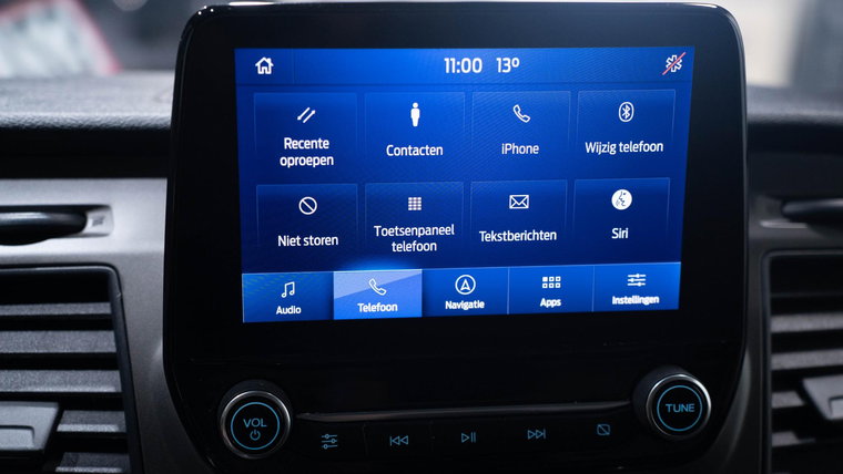 Vehicle Image 21