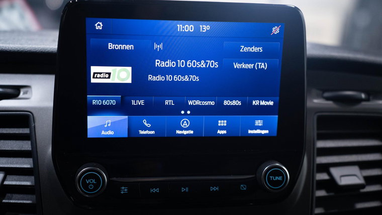 Vehicle Image 22
