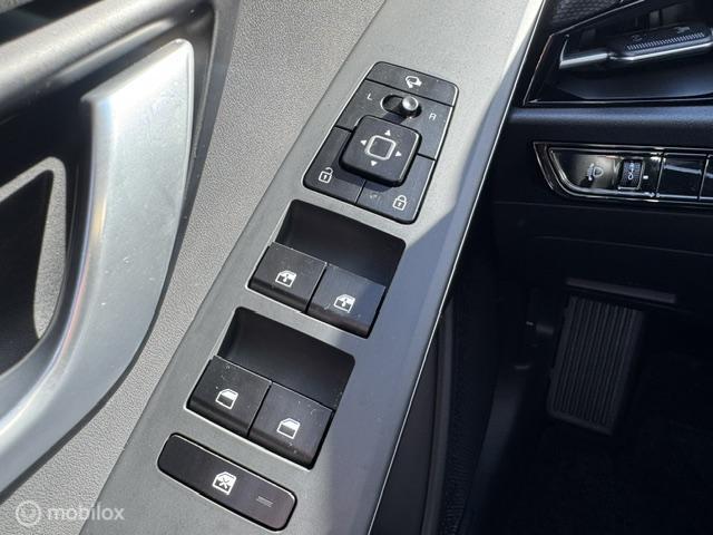 Vehicle Image 34