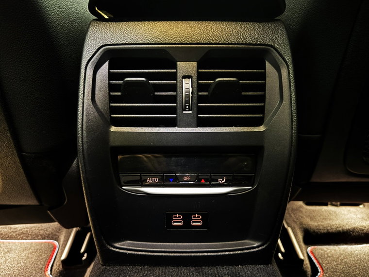 Vehicle Image 45