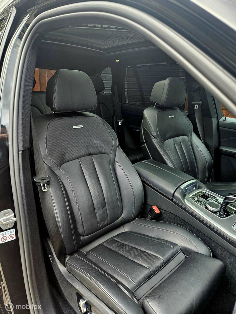 Vehicle Image 41