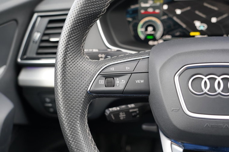 Vehicle Image 37