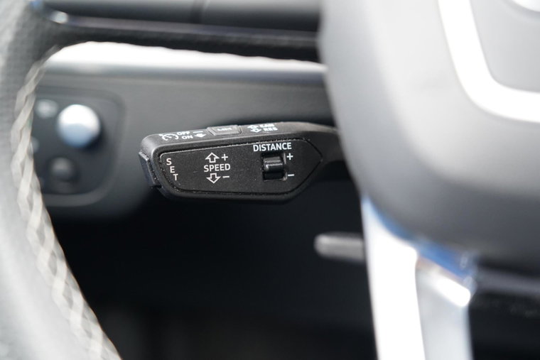 Vehicle Image 38