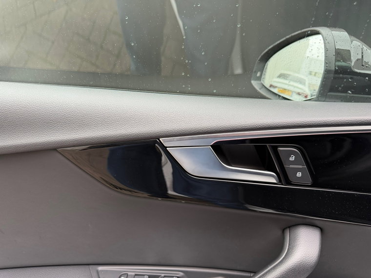 Vehicle Image 35