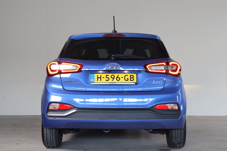 Vehicle Image 33