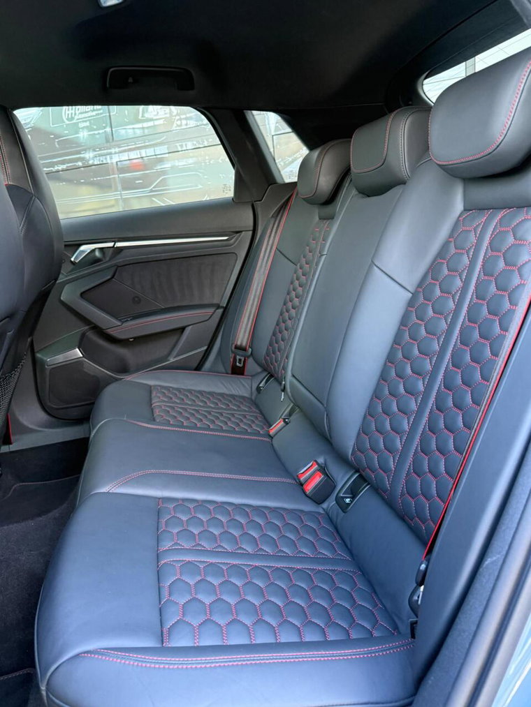 Vehicle Image 38