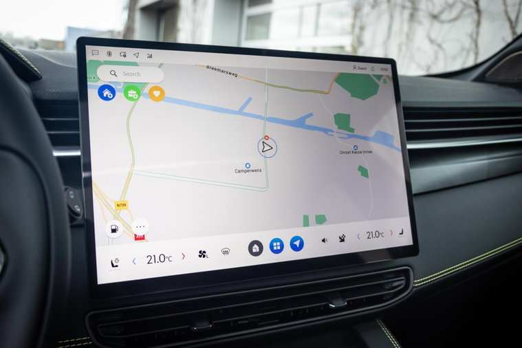 Vehicle Image 11
