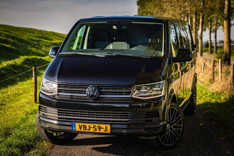 Vehicle Image 35