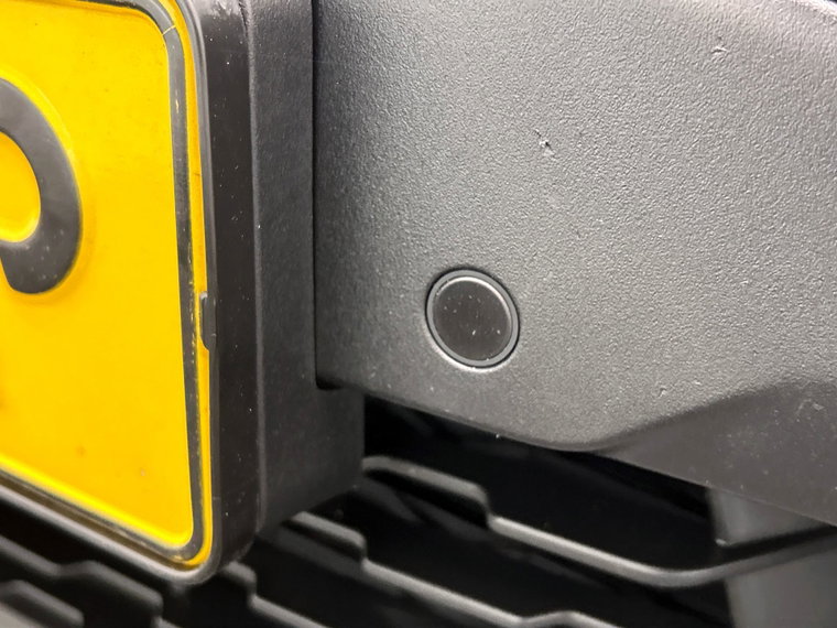 Vehicle Image 23
