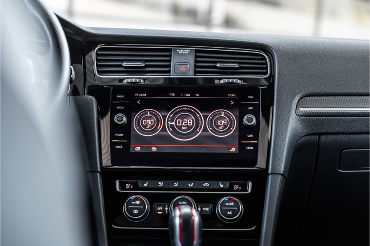Vehicle Image 14