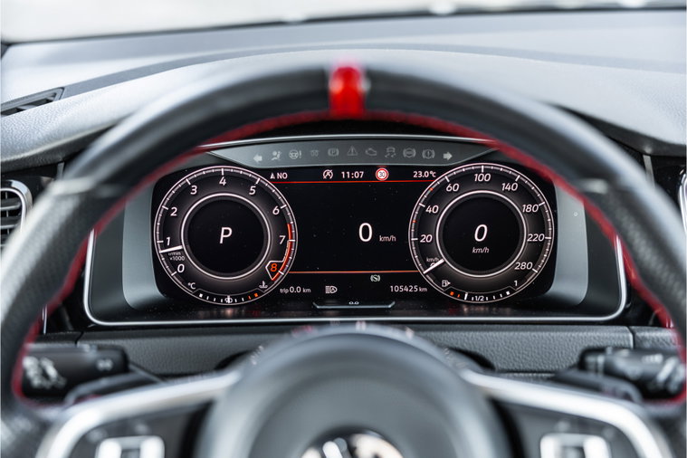 Vehicle Image 25
