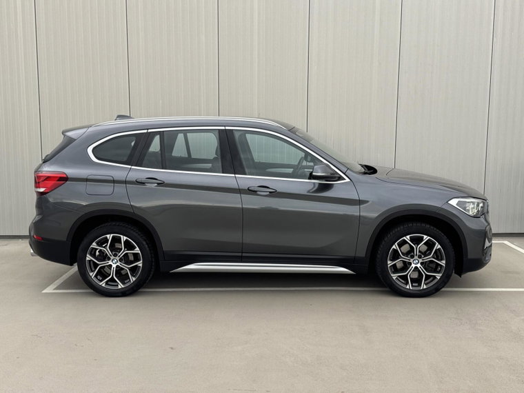 Vehicle Image 35