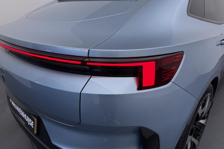 Vehicle Image 41