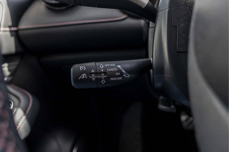 Vehicle Image 35