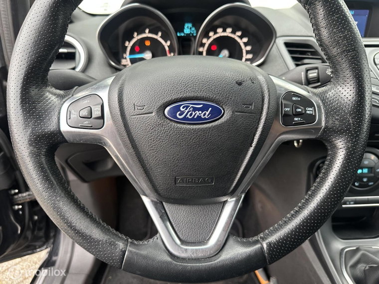 Vehicle Image 17