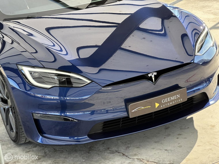 Vehicle Image 19