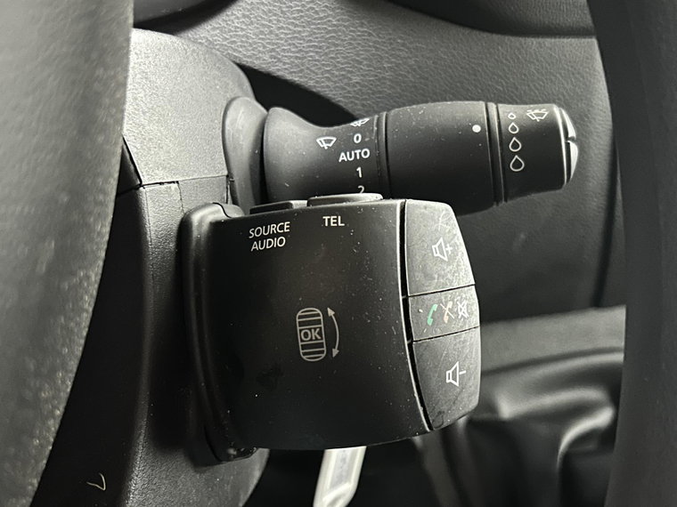 Vehicle Image 33