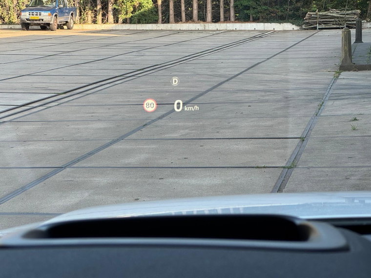 Vehicle Image 17