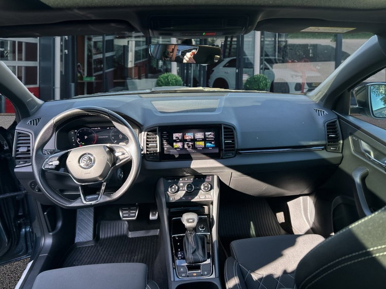Vehicle Image 16