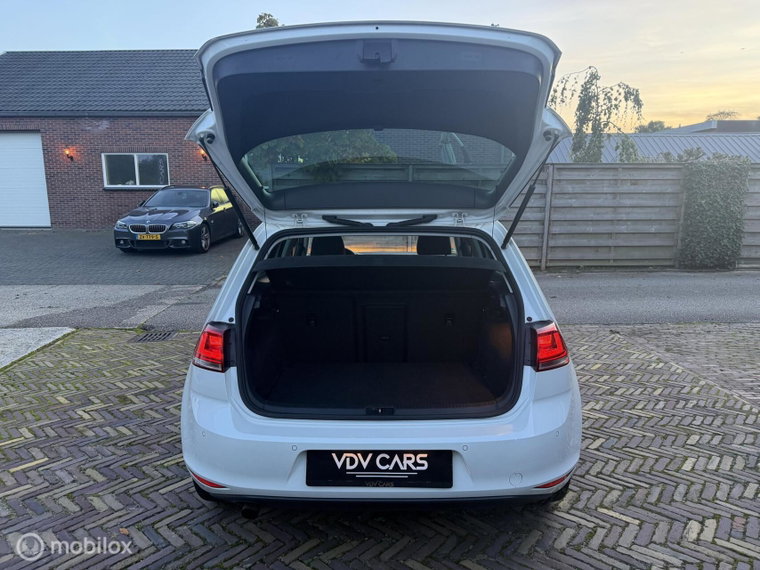Vehicle Image 40