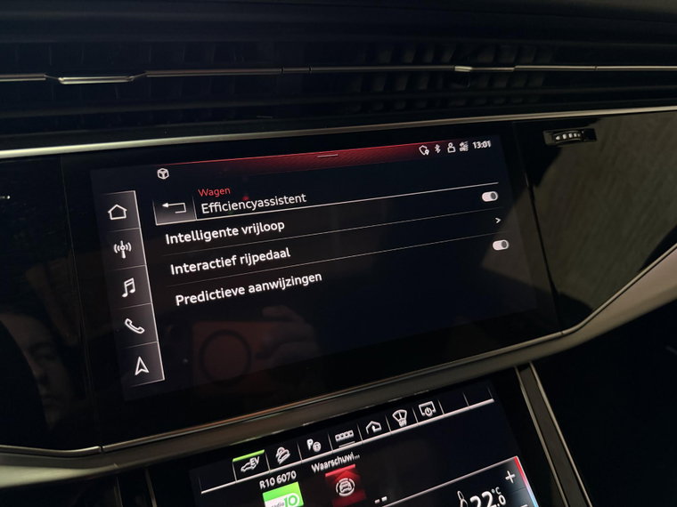 Vehicle Image 40