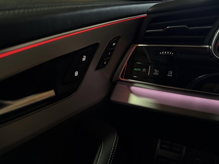 Vehicle Image 50