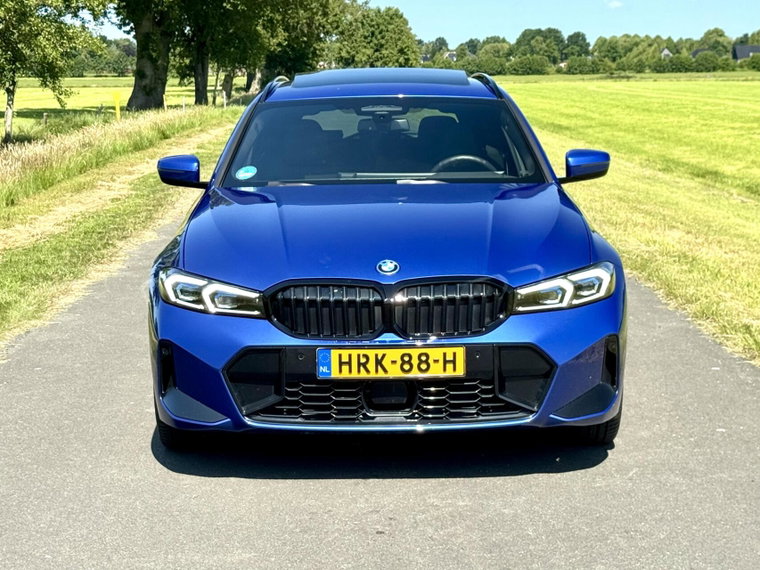 Vehicle Image 28