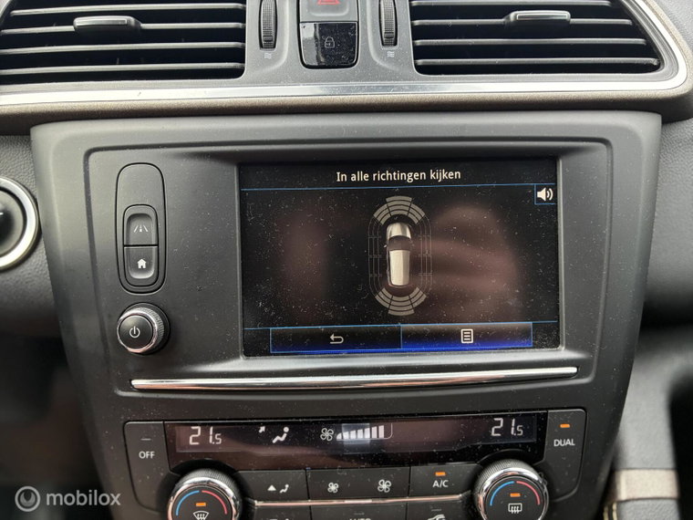 Vehicle Image 26