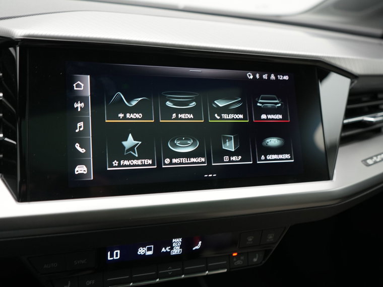 Vehicle Image 30