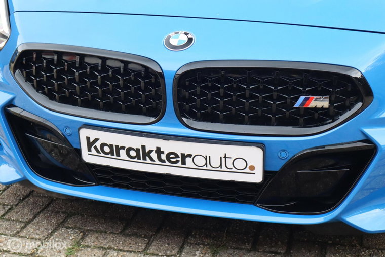 Vehicle Image 35