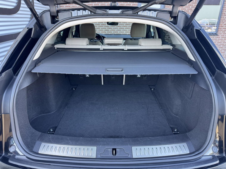 Vehicle Image 33
