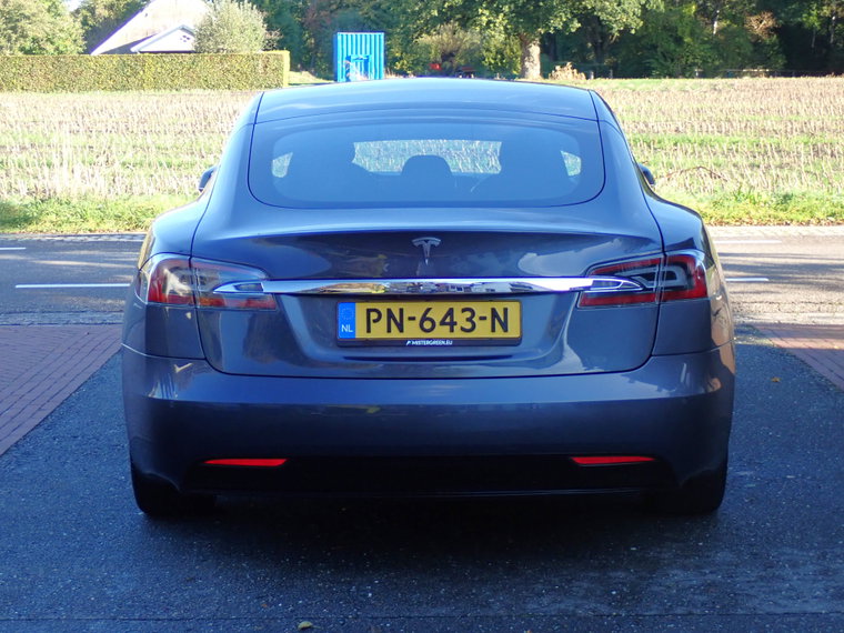 Vehicle Image 26
