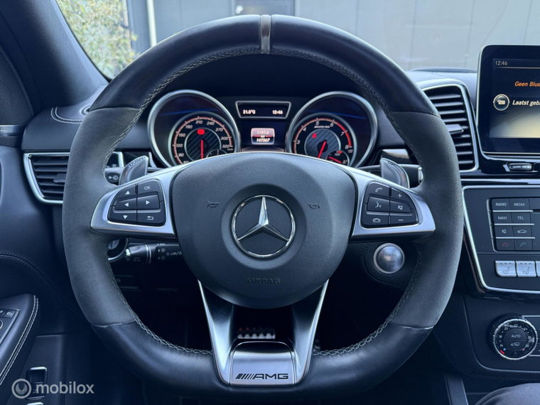 Vehicle Image 32