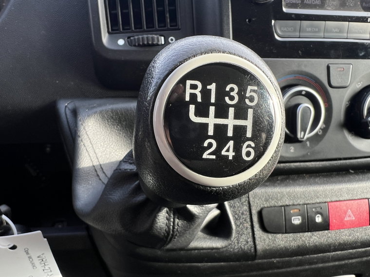 Vehicle Image 28
