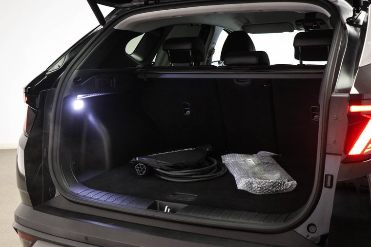 Vehicle Image 15