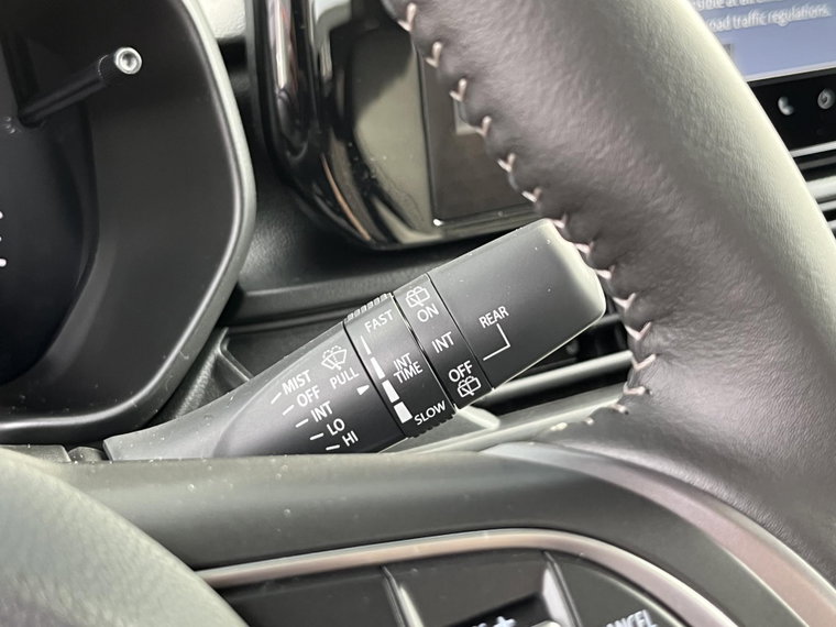 Vehicle Image 22