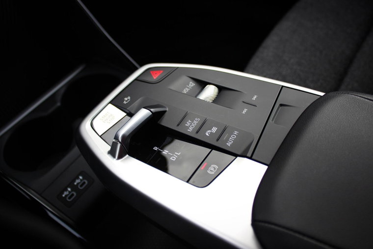 Vehicle Image 27