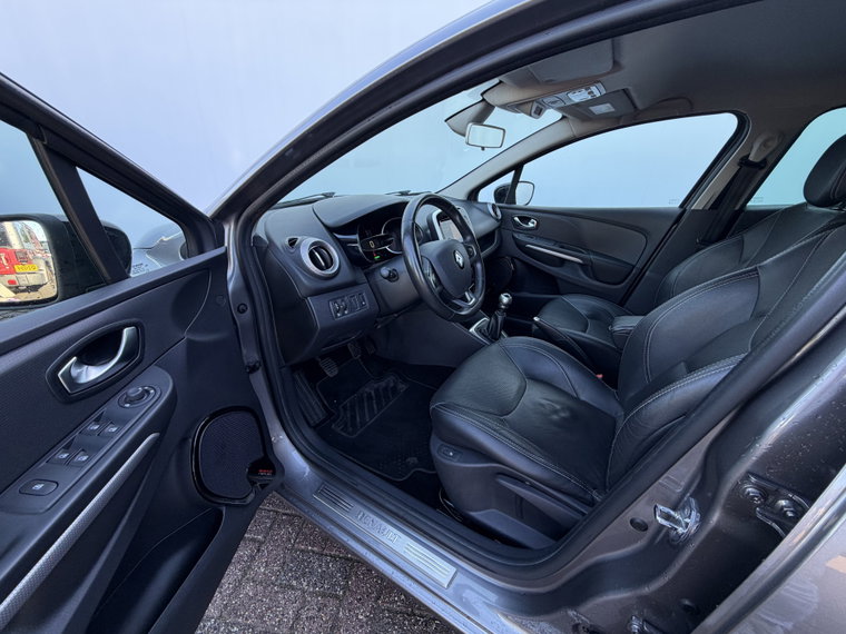 Vehicle Image 40